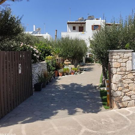 Sunset Studios And Apartments For Adults Over 21 Only Zambujeira do Mar Dış mekan fotoğraf