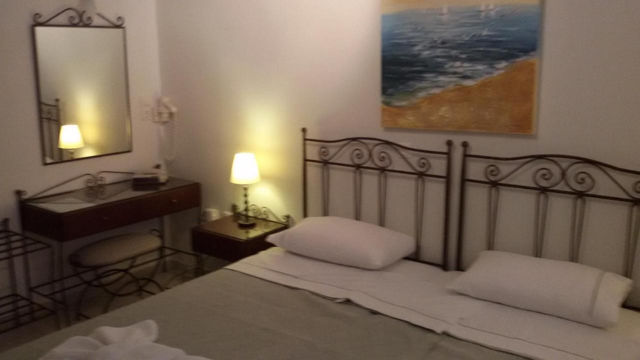 Sunset Studios And Apartments For Adults Over 21 Only Zambujeira do Mar Dış mekan fotoğraf