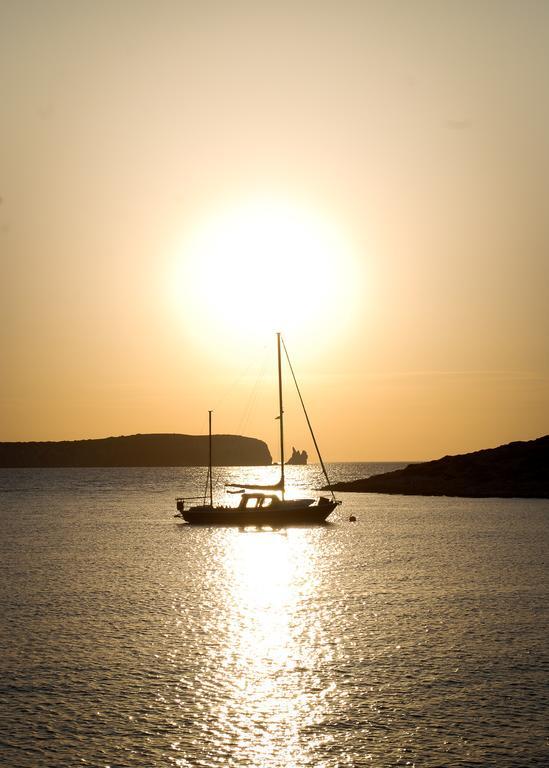 Sunset Studios And Apartments For Adults Over 21 Only Zambujeira do Mar Dış mekan fotoğraf