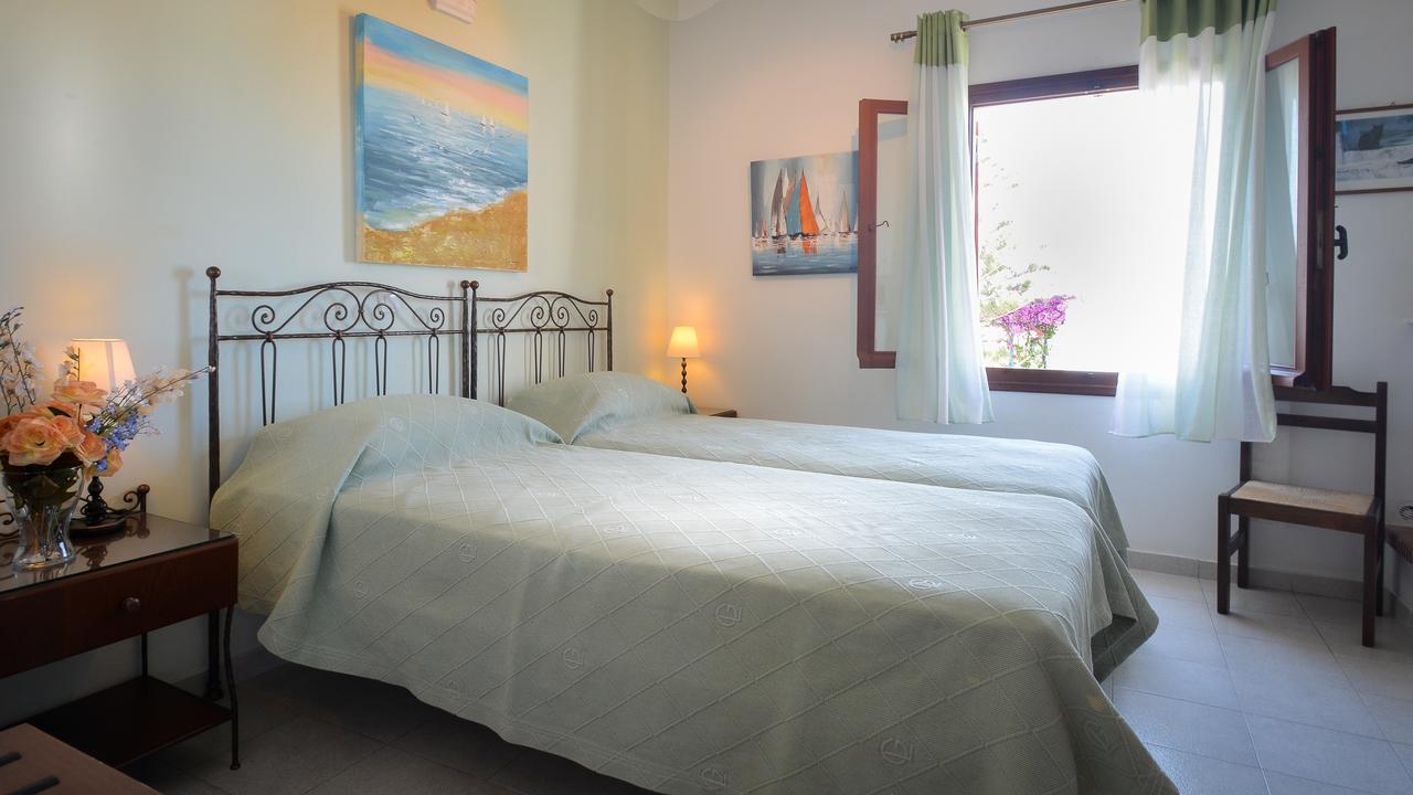 Sunset Studios And Apartments For Adults Over 21 Only Zambujeira do Mar Dış mekan fotoğraf