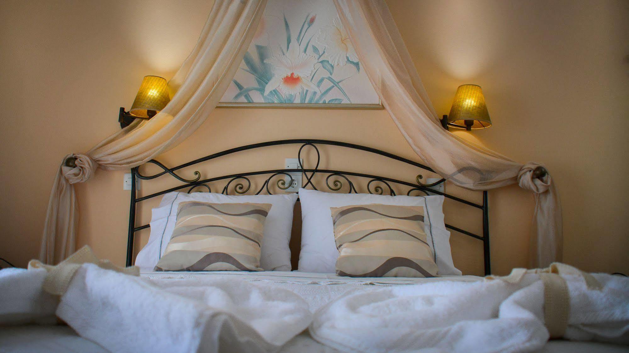 Sunset Studios And Apartments For Adults Over 21 Only Zambujeira do Mar Dış mekan fotoğraf