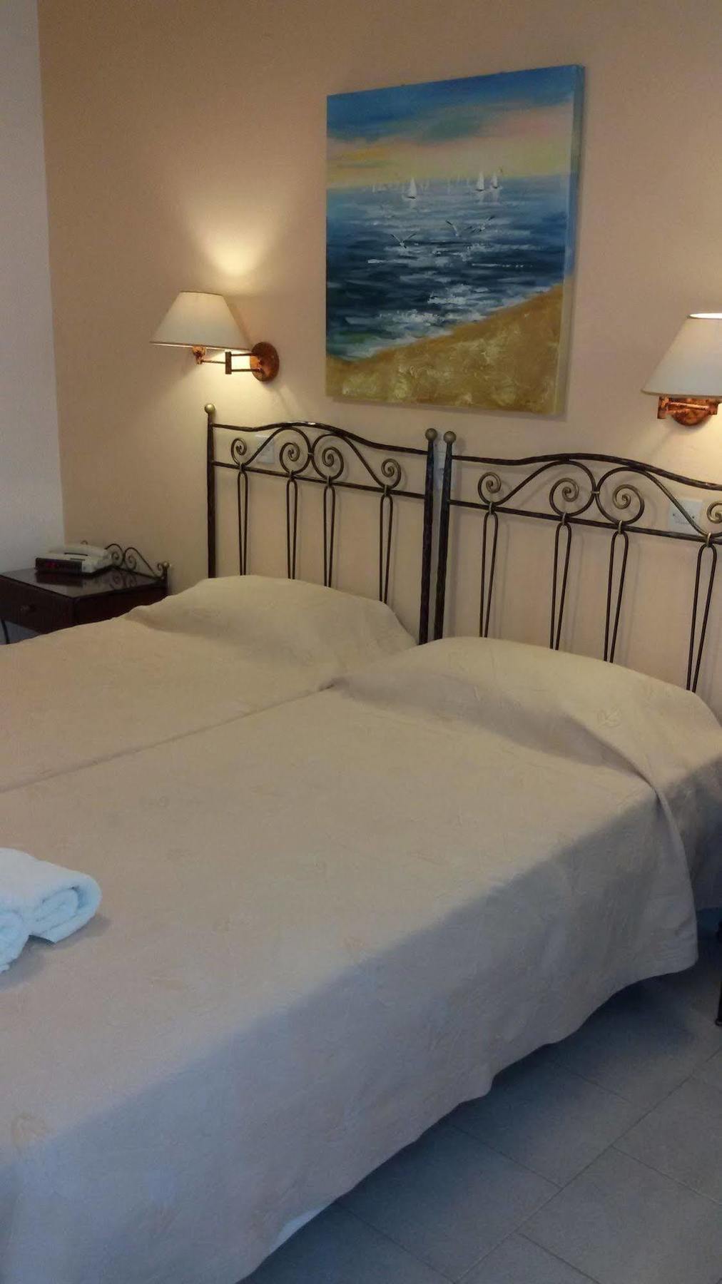 Sunset Studios And Apartments For Adults Over 21 Only Zambujeira do Mar Dış mekan fotoğraf